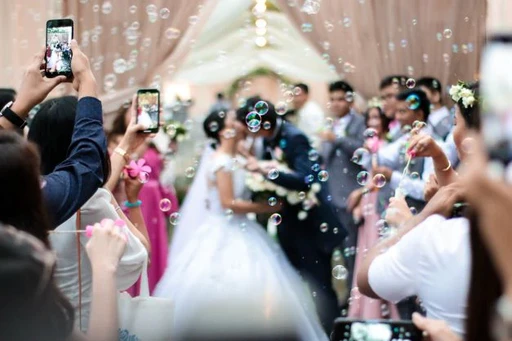 Jubilens: The Wedding QR Photo App | Simple and Fun