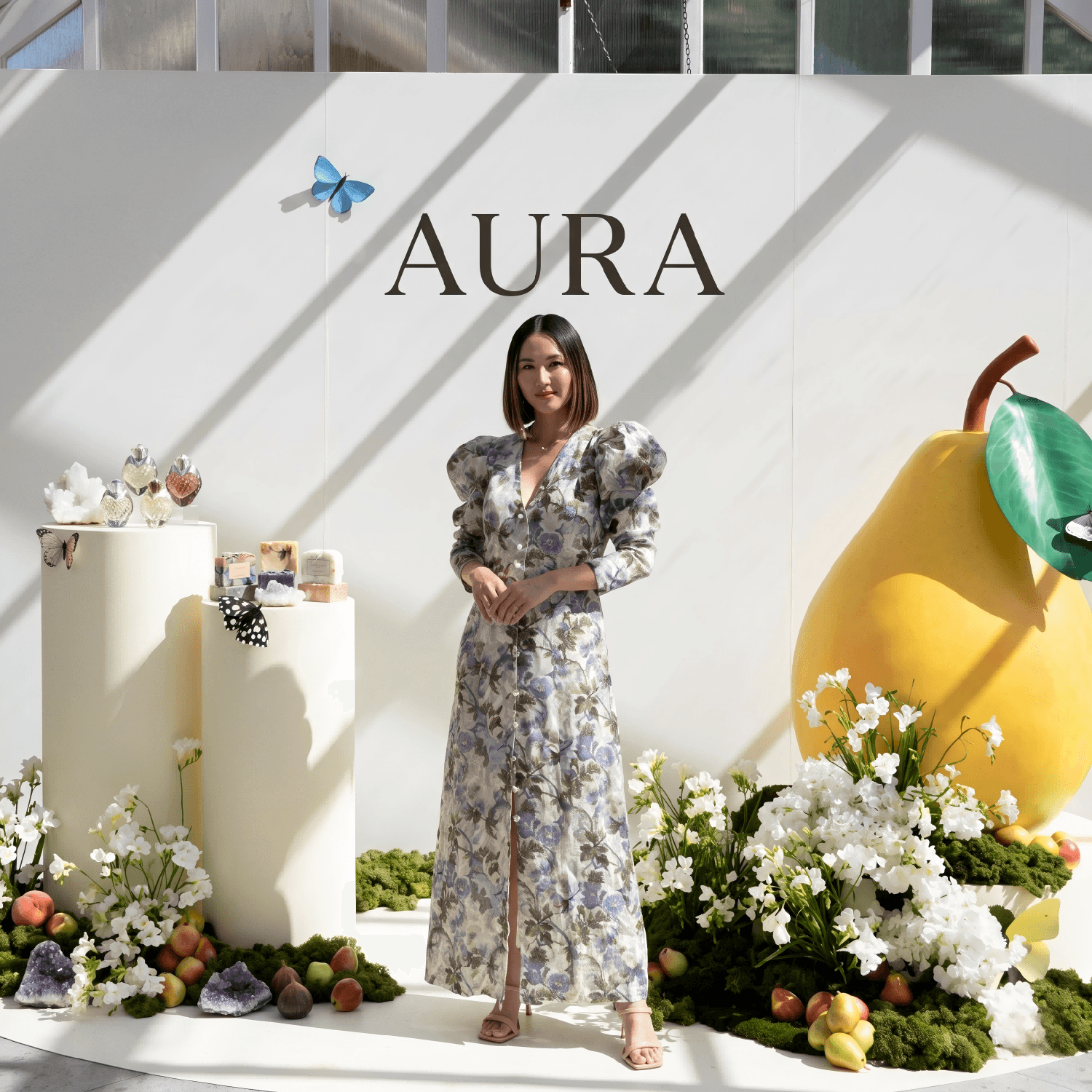 媒體打卡型開幕設有品牌背板與拍照位，方便來賓與KOL打卡拍攝，擴大社交媒體曝光 Media-friendly grand opening with branded photo backdrop and photo spots for guests and influencers to create shareable social content 媒體打卡開幕 品牌背板 社交媒體曝光