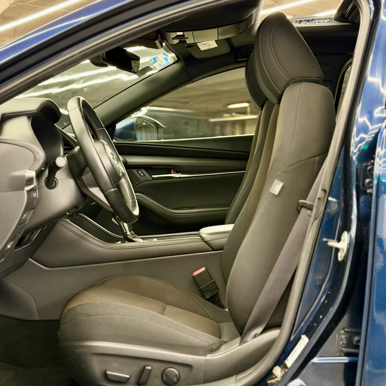 Mazda E Hatchback i Sport 2021 