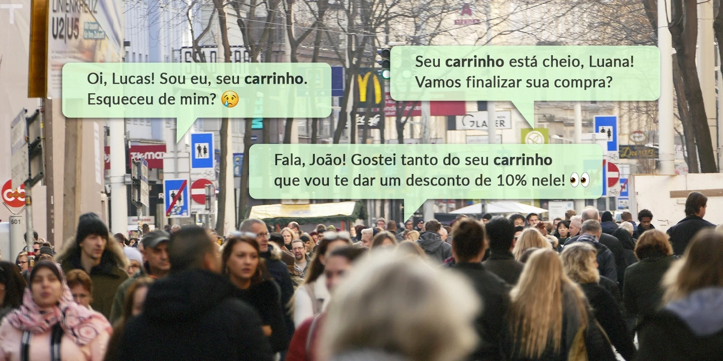 Multidão recebendo mensagens de retargeting via WhatsApp