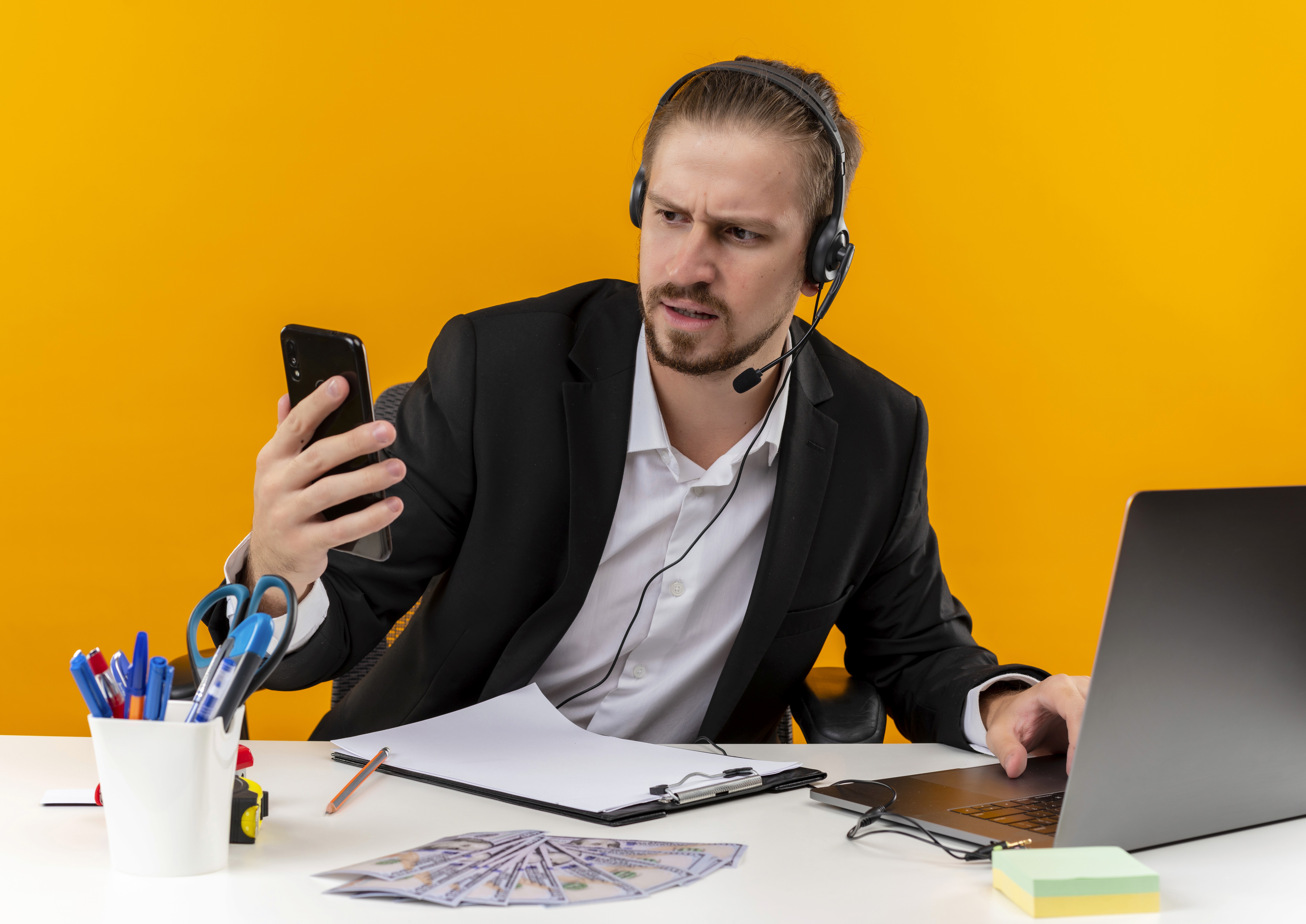 Best Tools for 247 Facebook Customer Service