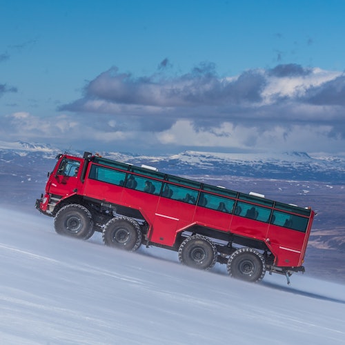 Слэйпнир — монстр трак, взбирающийся на холм