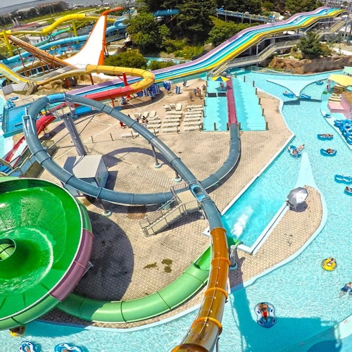 飞溅山水上乐园