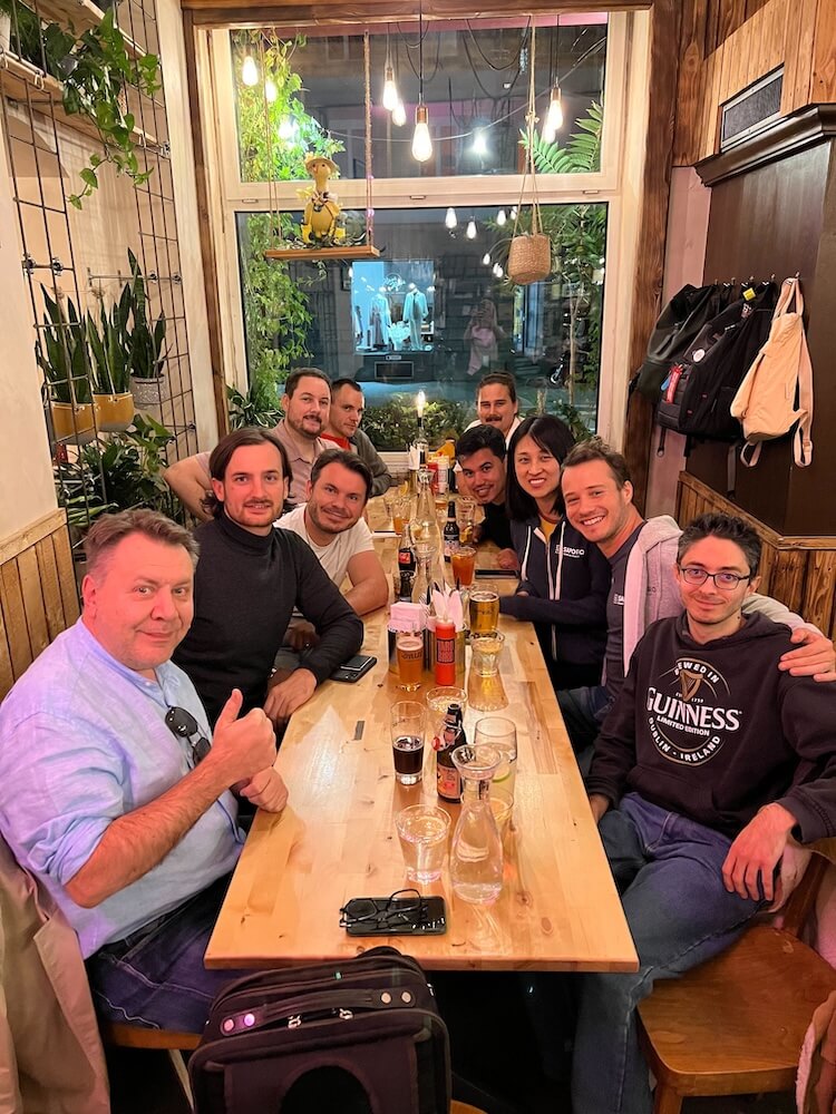 Picture of the Saporo team