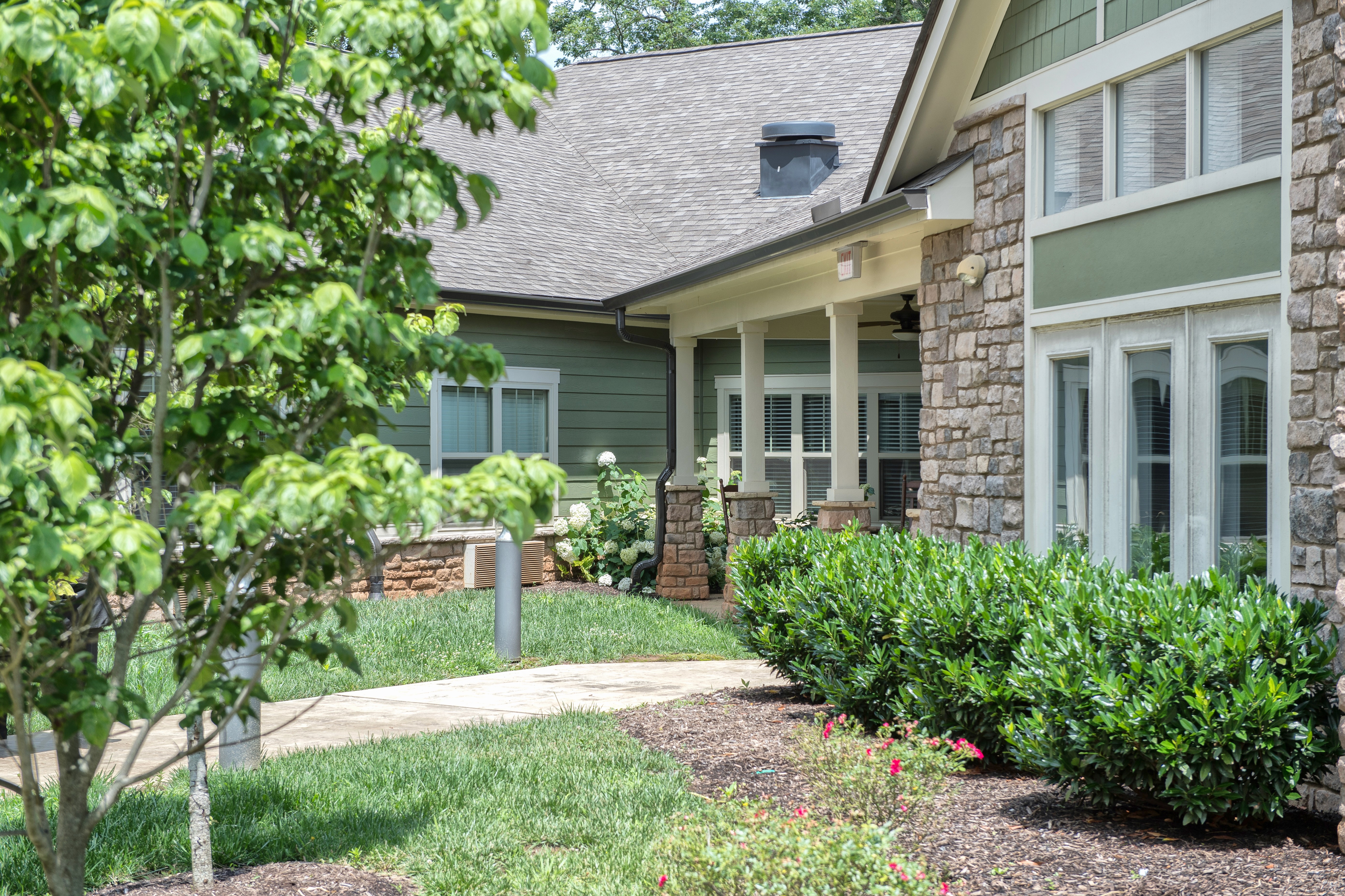 House on the Hill ノースリーブ Clover Spring Arbor Clover Hill - DKLEVY