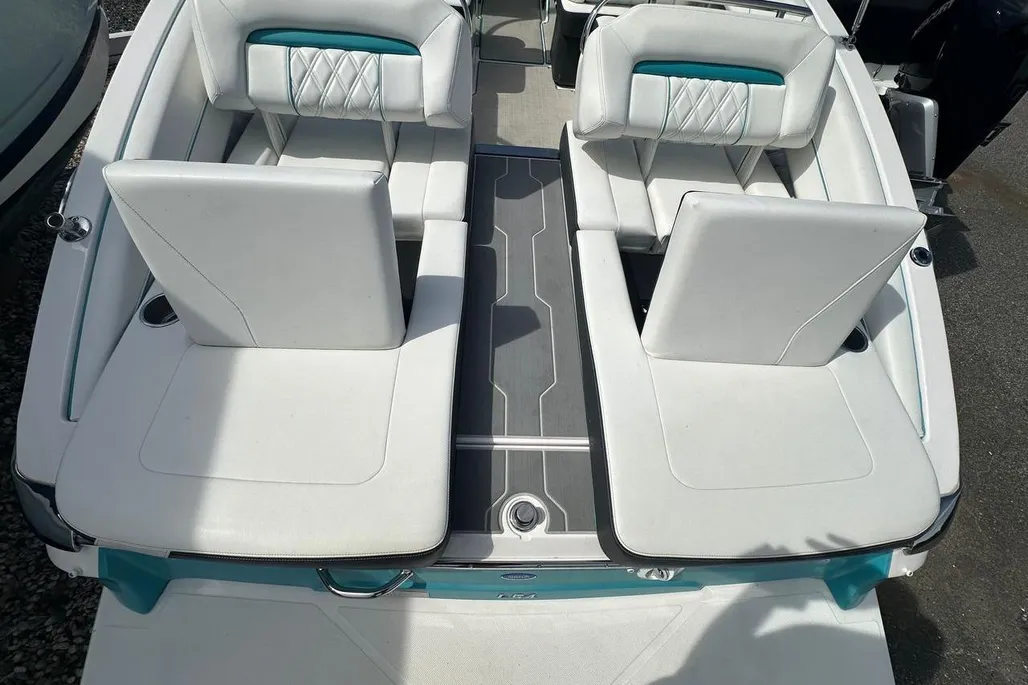 Boat thumbnail 5