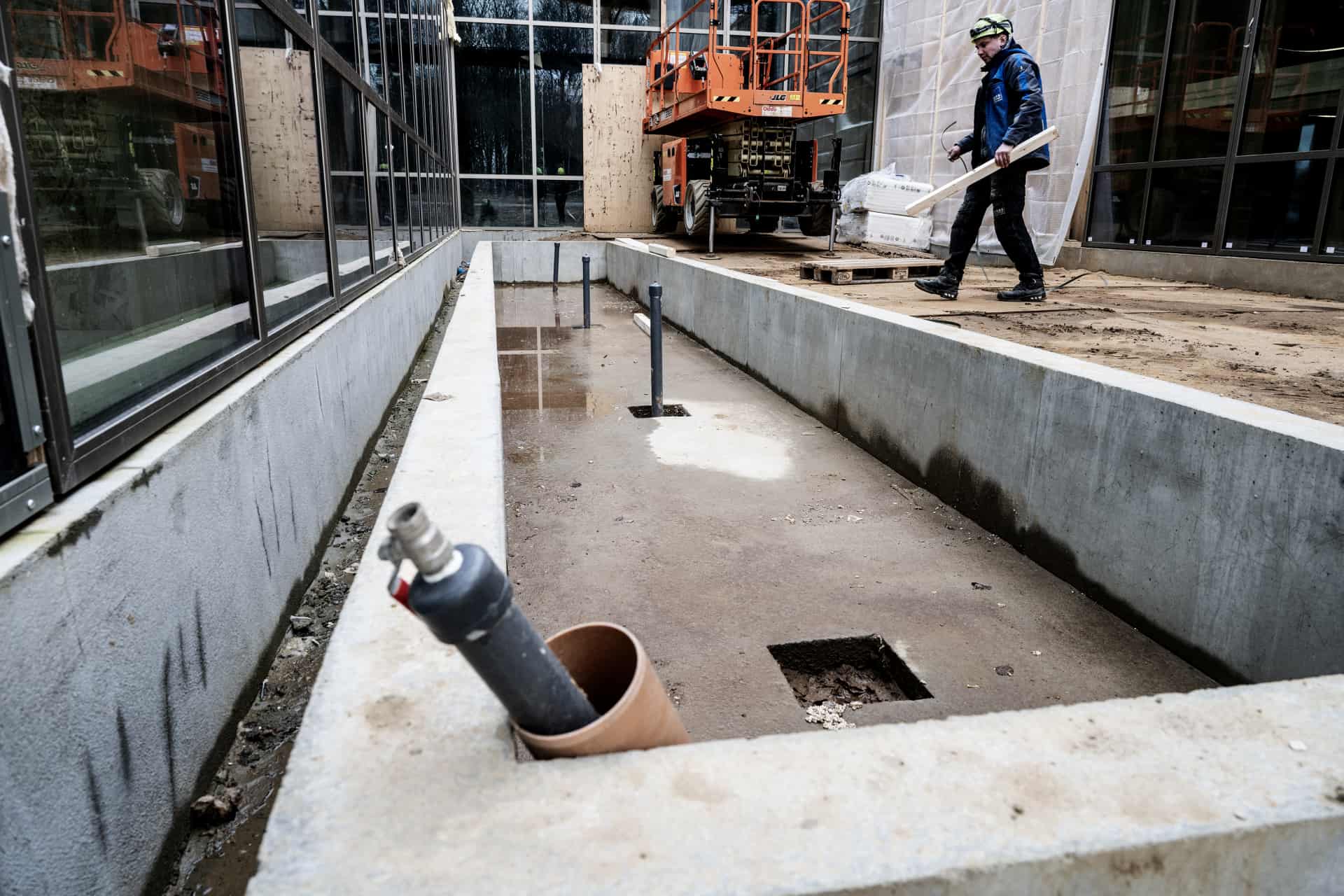 Here comes the alt text