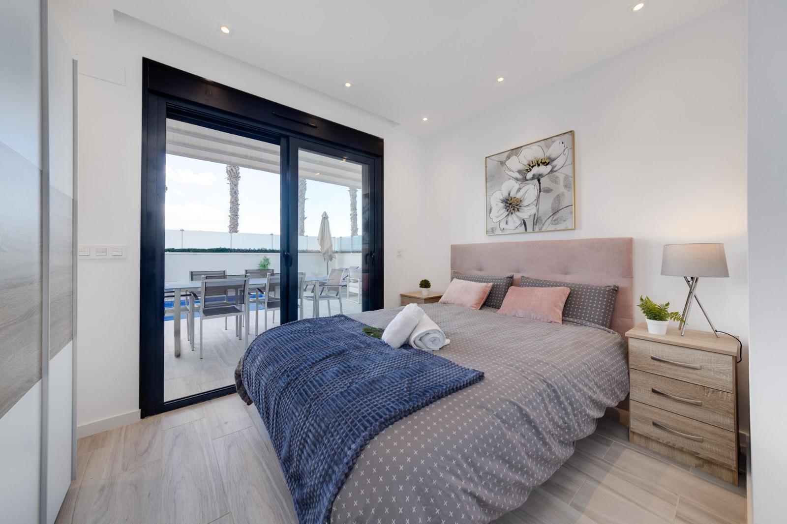 Commercial unit for sale in Lomas de Cabo Roig — 13