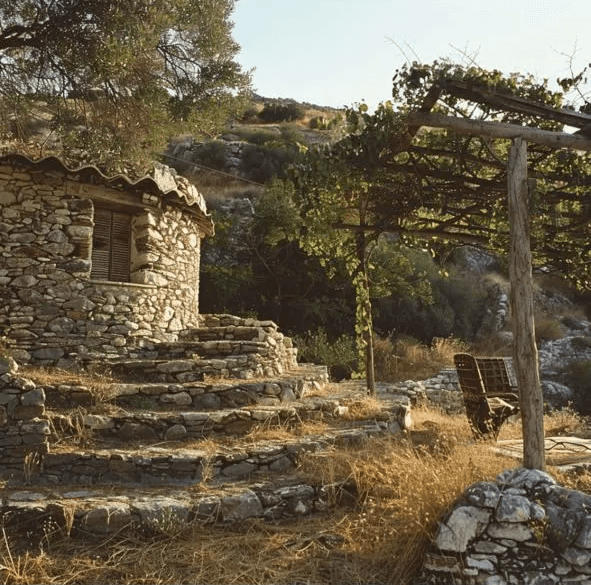 vista de refugio de piedra
