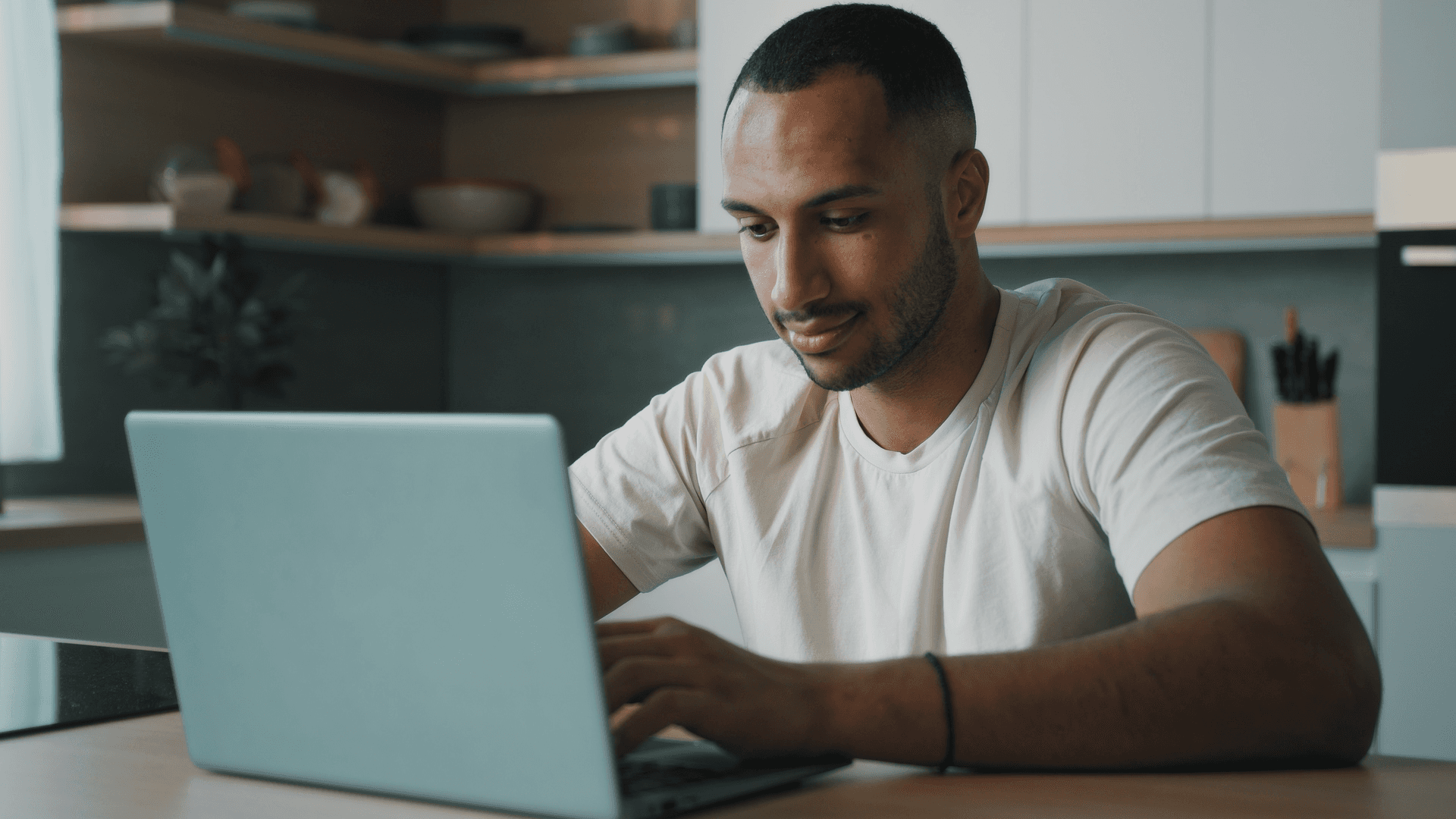 Man using a computer.