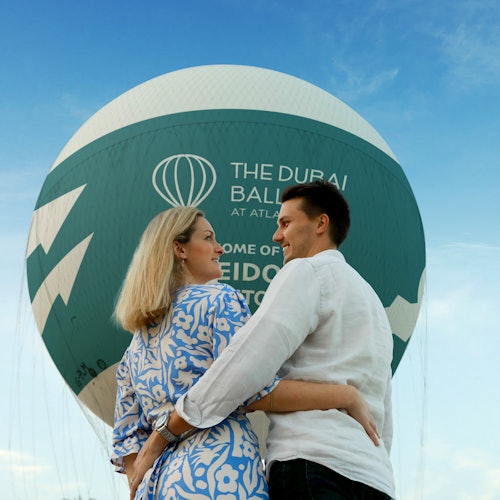 Loftbelgurinn í Dubai