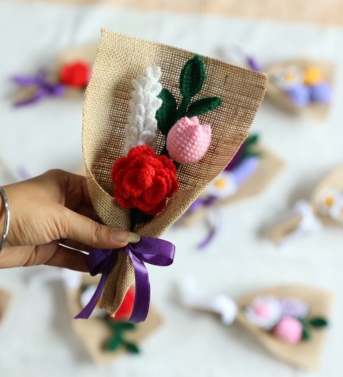 Handmade crochet mini flower bouquet wrapped in jute and ribbon