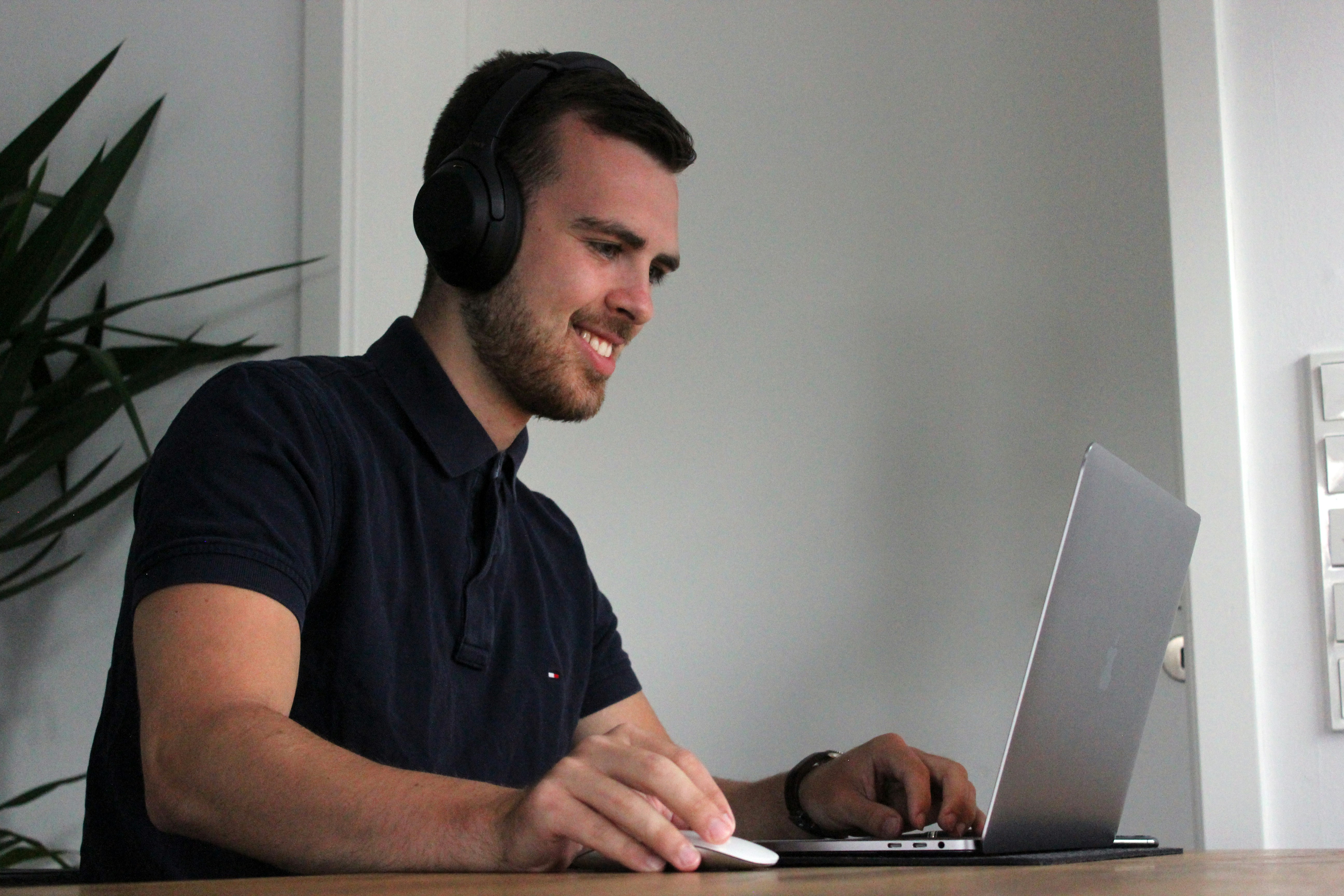 man happy to use Text to Speech Audiobook Software 