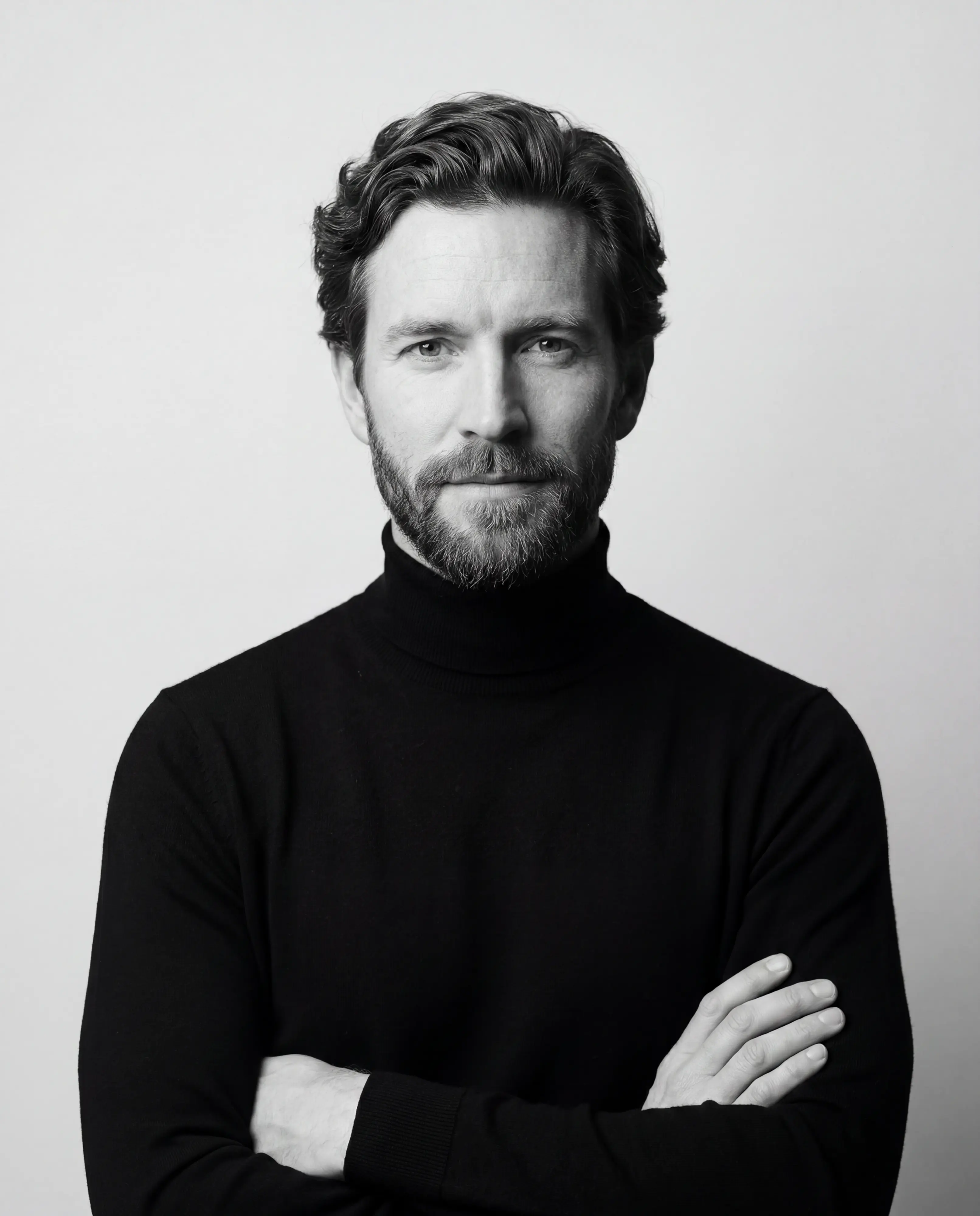 image of a guy wearing specs
