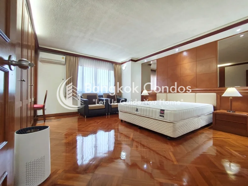 NT Tower 2 Bedroom Pet-Friendly Condo Thong Lor 4