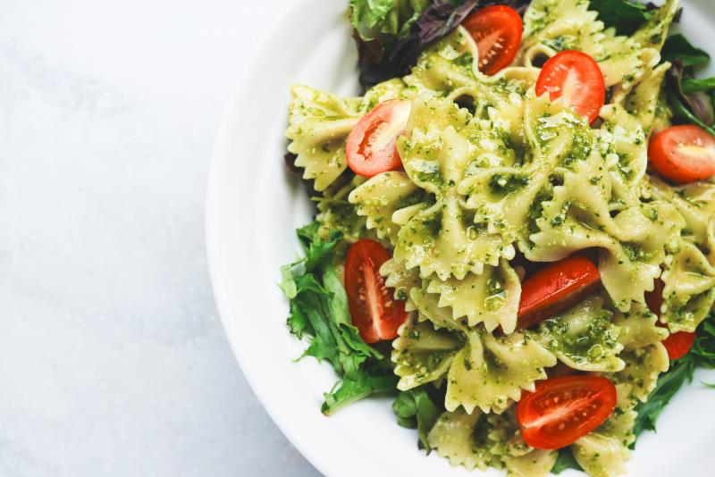 Pasta al pesto con pomodorini