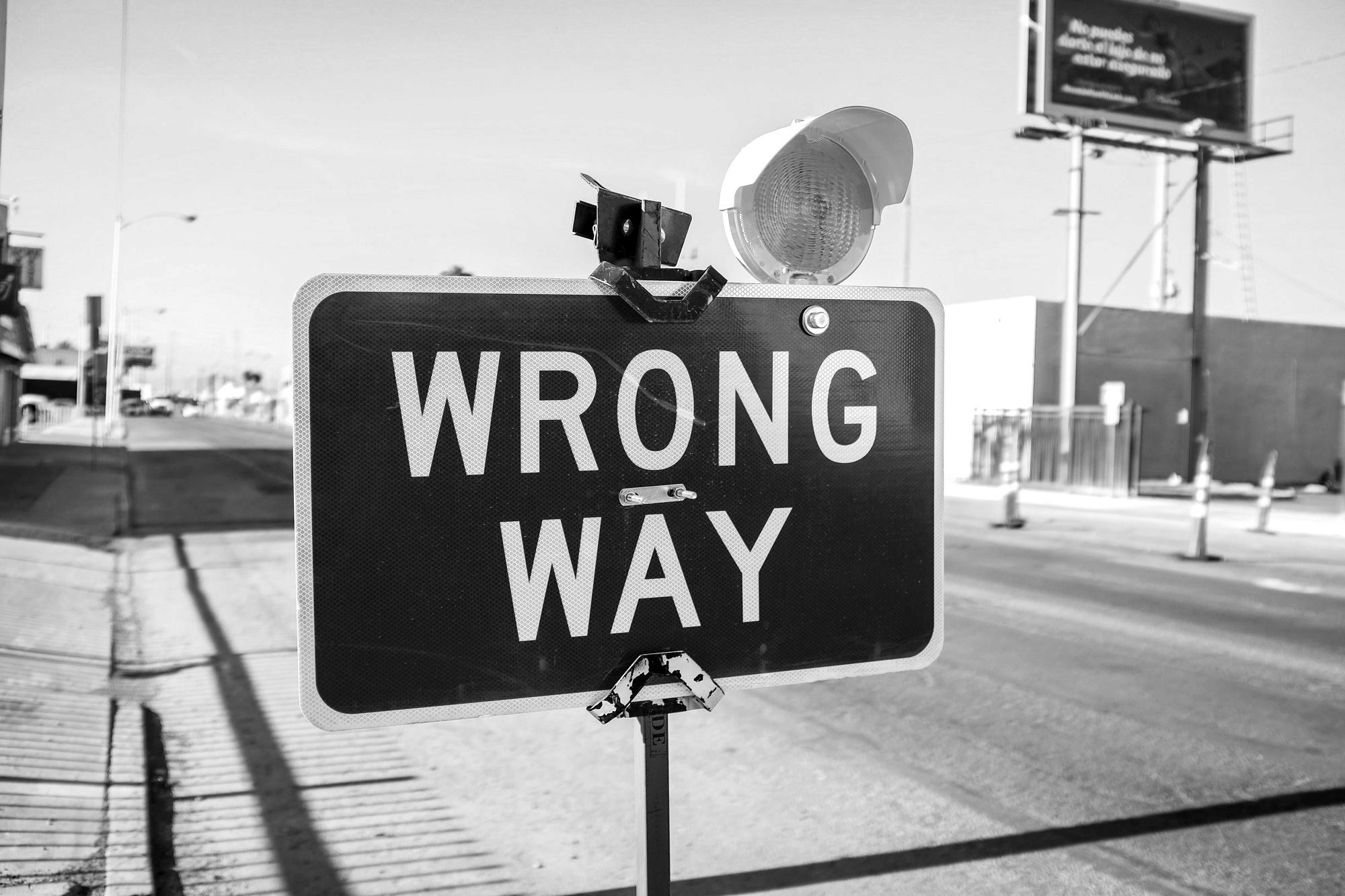 wrong way sign