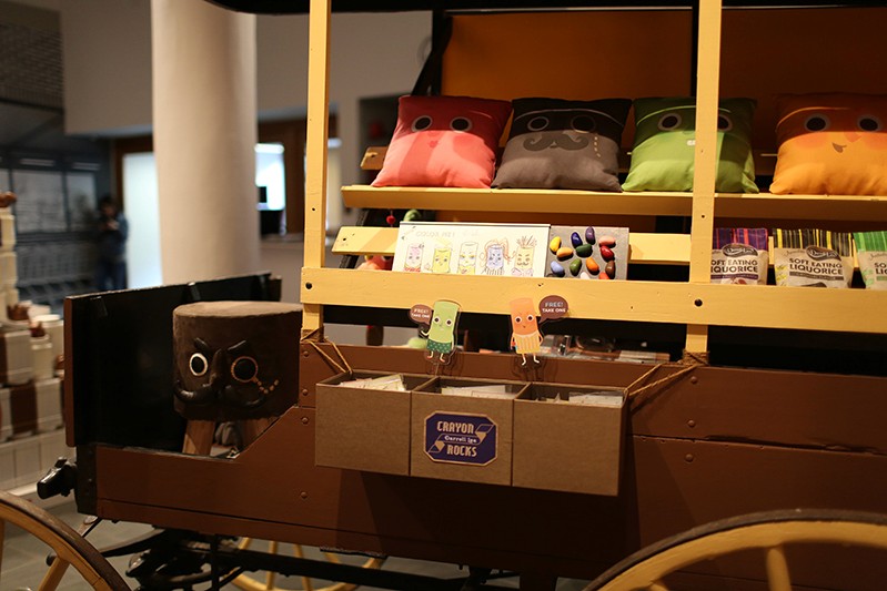 pillow at shelf with wheels