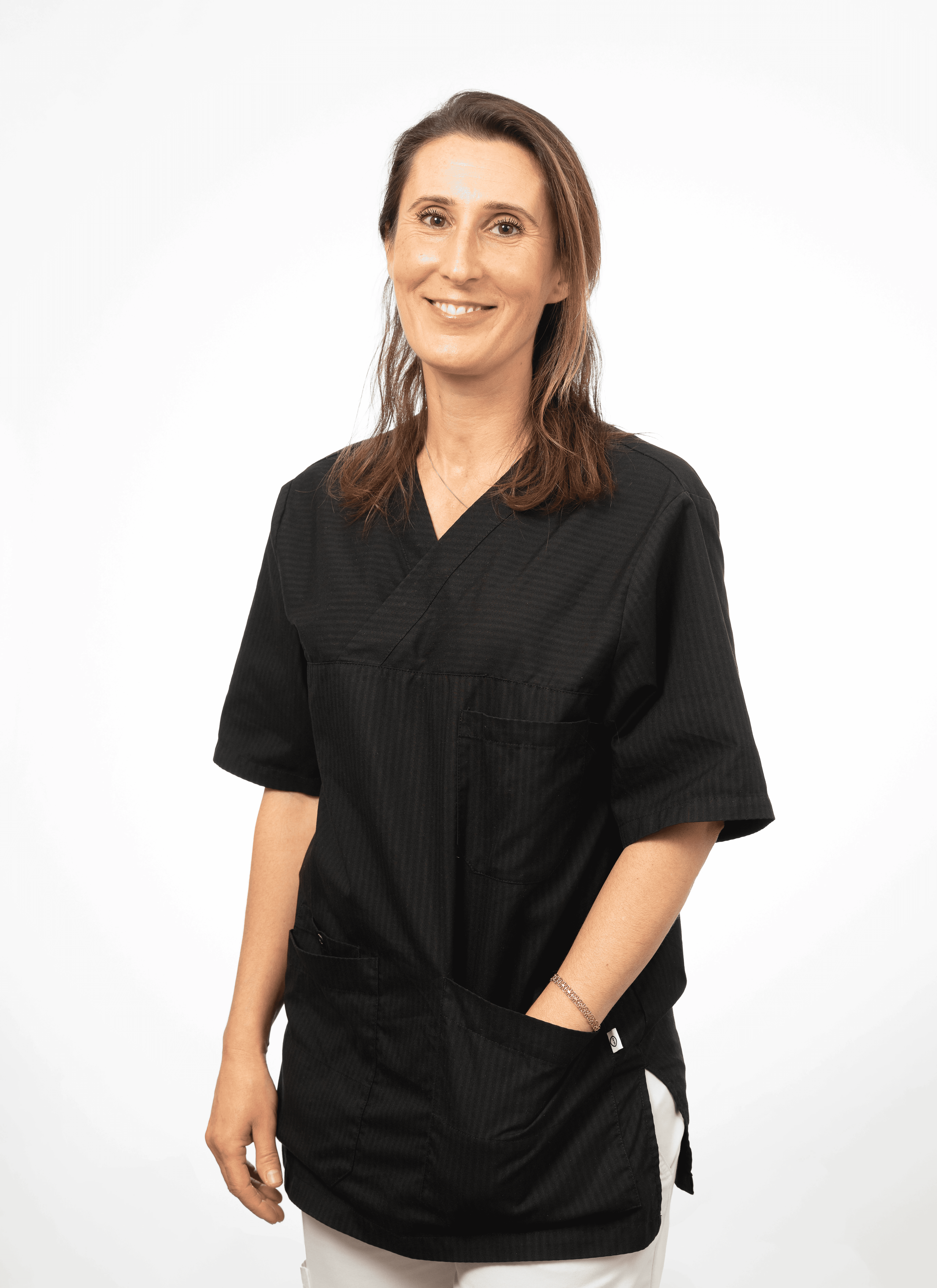 Tandsköterska Martina i behandlingsrum på Lunatandläkarna