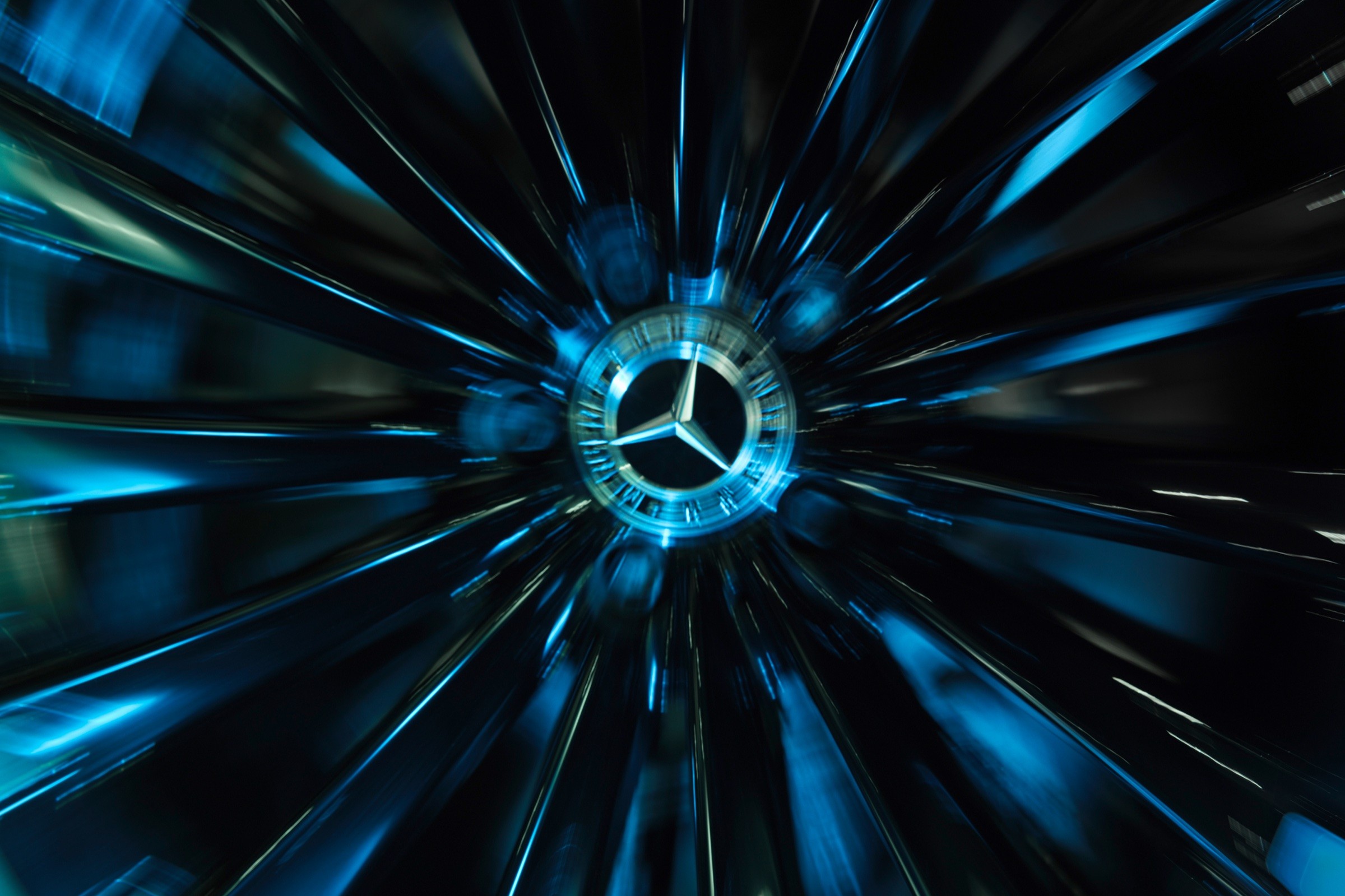 Mercedes-Benz · 2