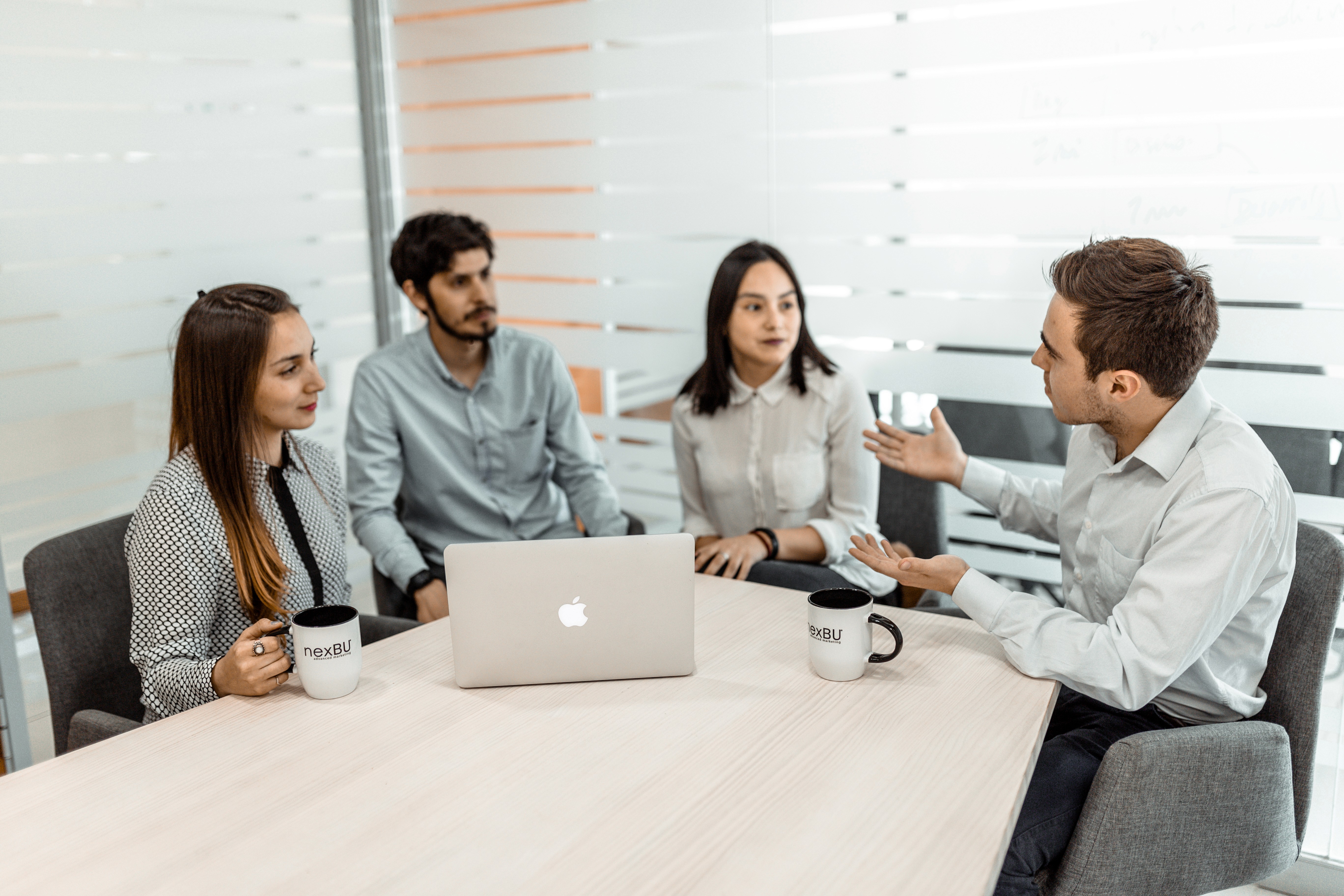 Equipo de Agencia de Marketing Nexbu