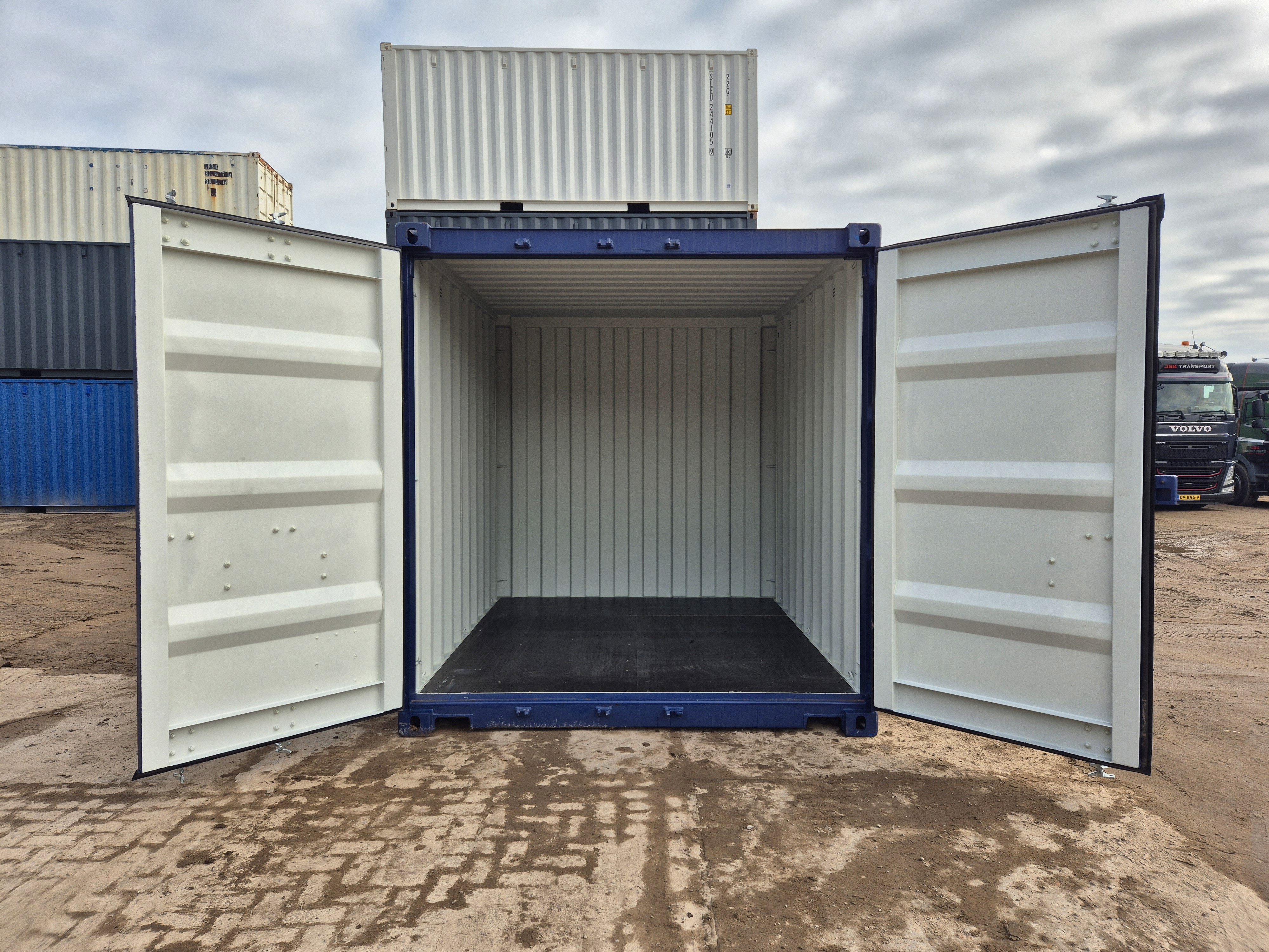 Container thumbnail 4