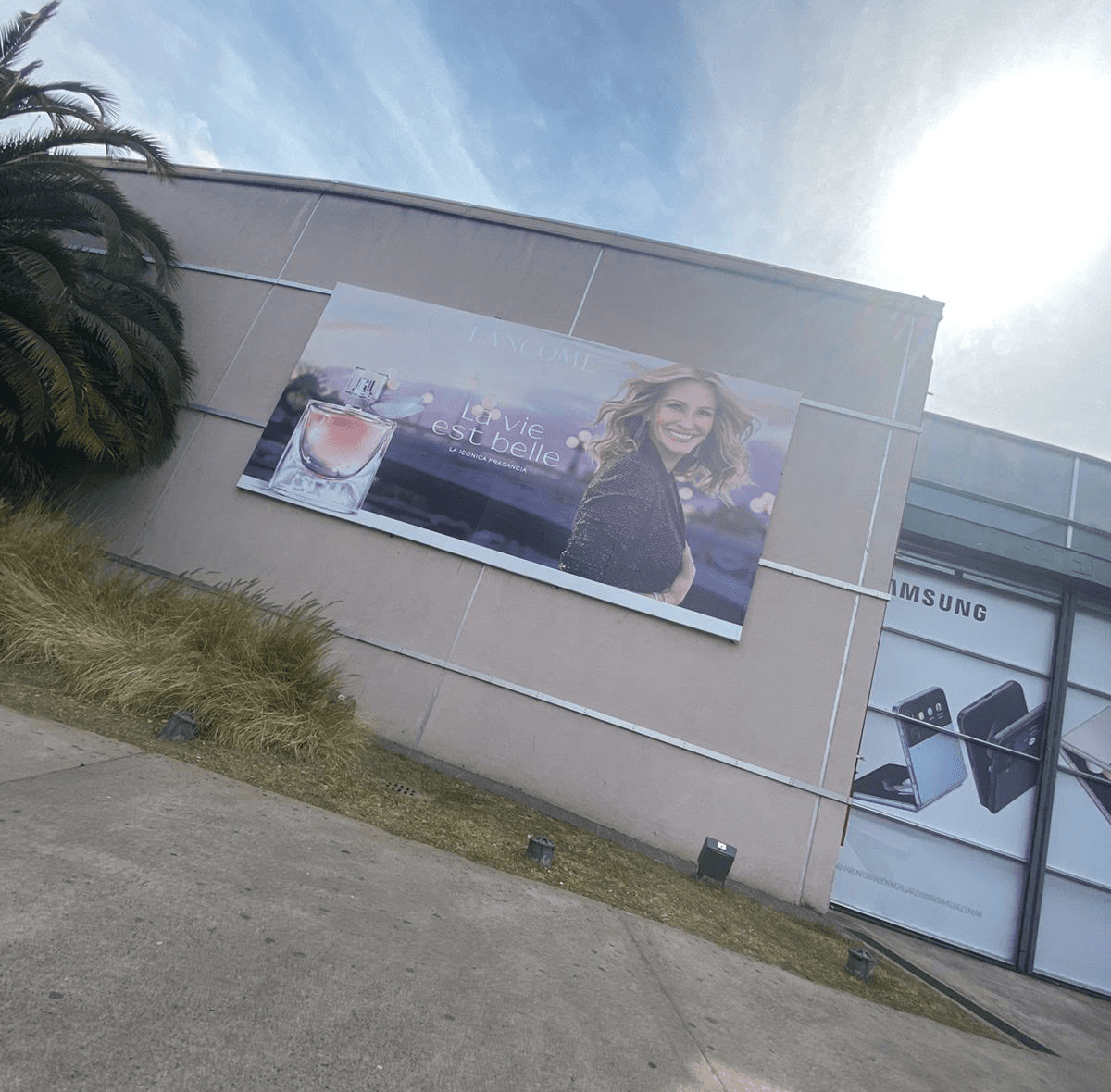 Installed brand experience 6