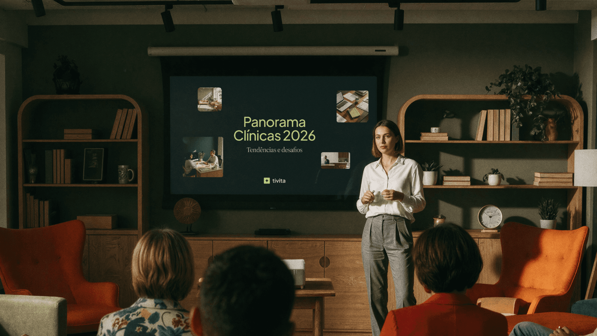 Apresentação do estudo Panorama Clínicas 2026, da Tivita, exibida em tela durante encontro com gestores, destacando tendências e desafios das clínicas em um ambiente corporativo.