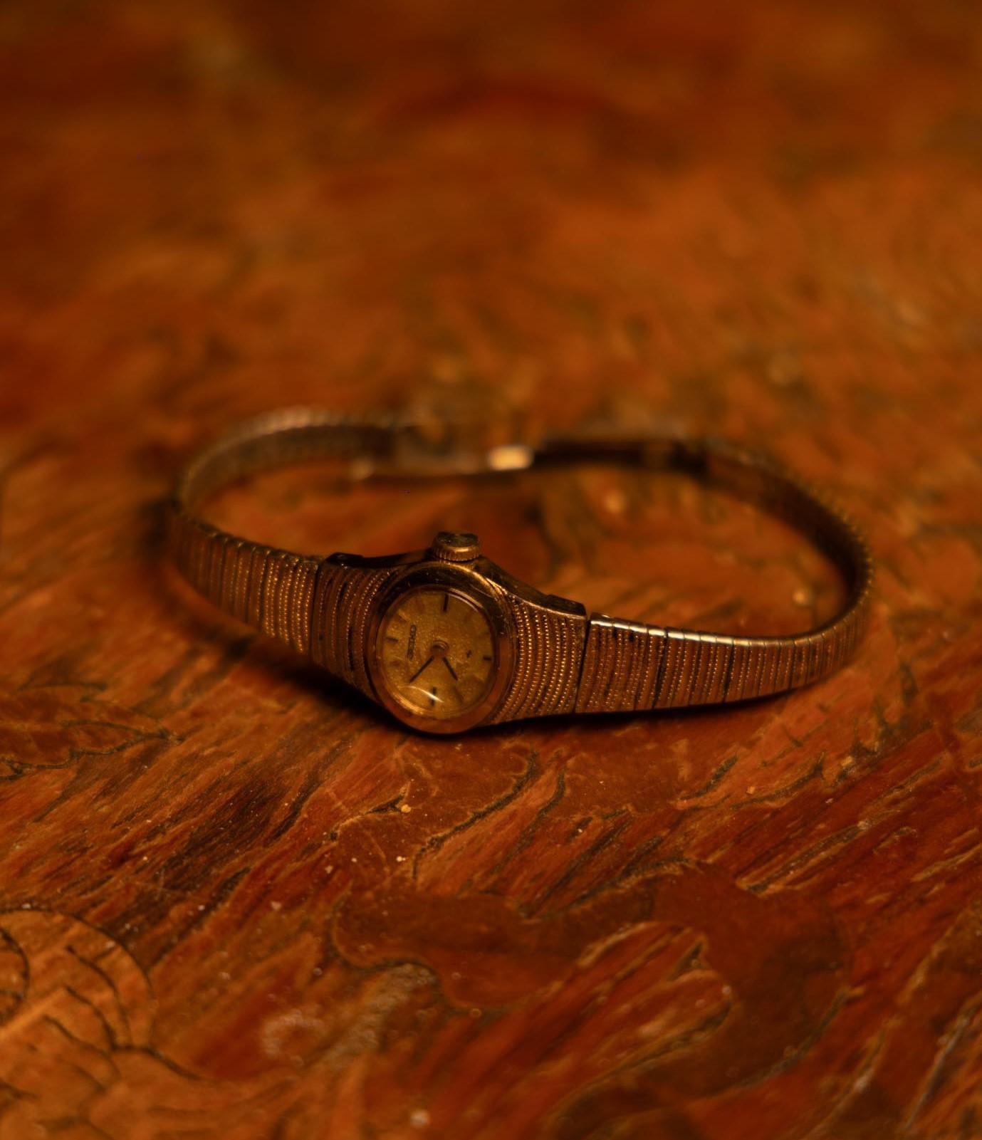 Vintage seiko rainbow watch