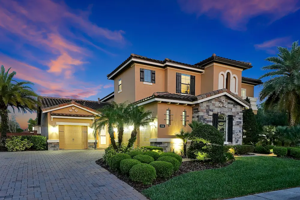 Residental photography home at twilight