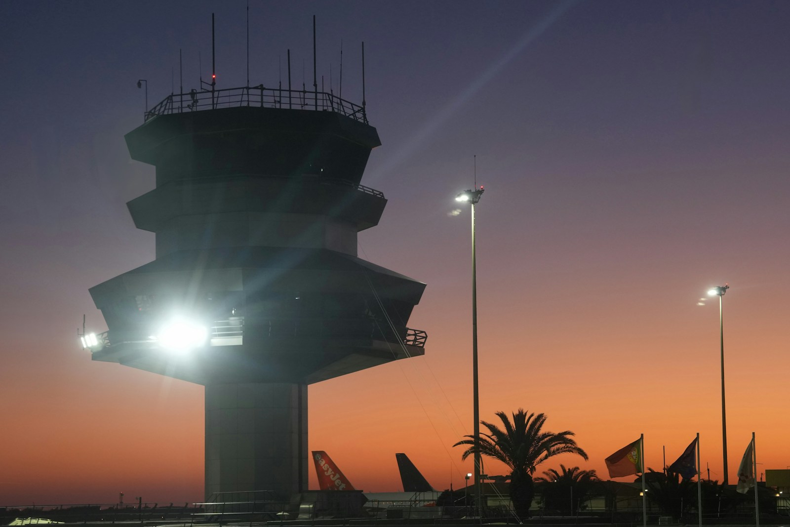 Airport control tower infrastructure project
