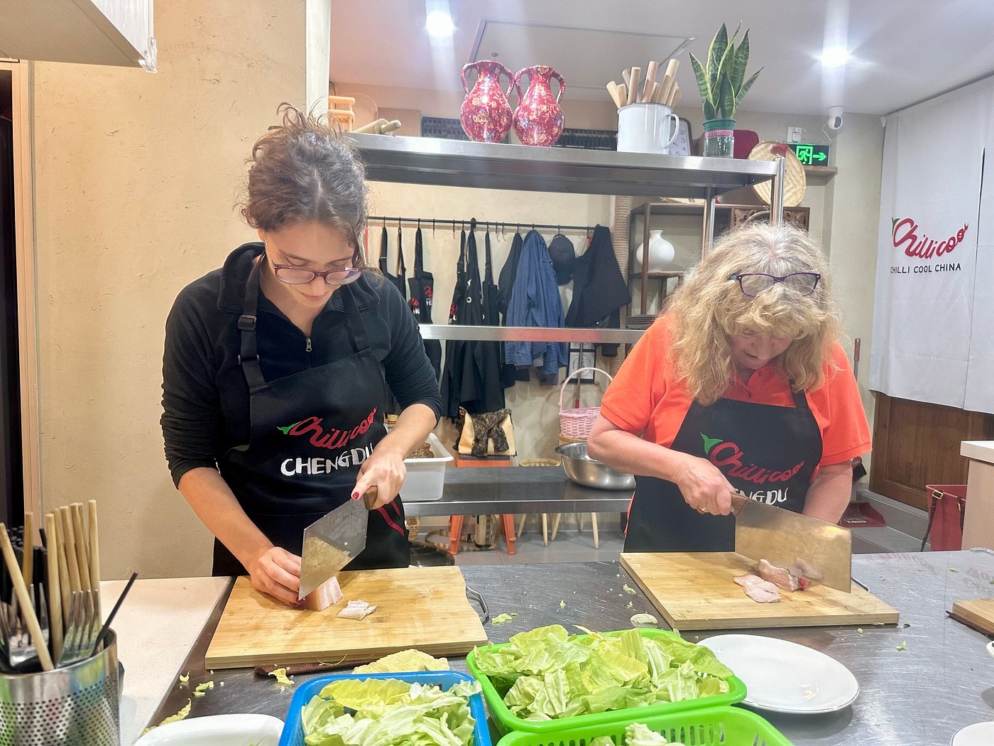 Chengdu Cooking Class with a Local Market Visit
