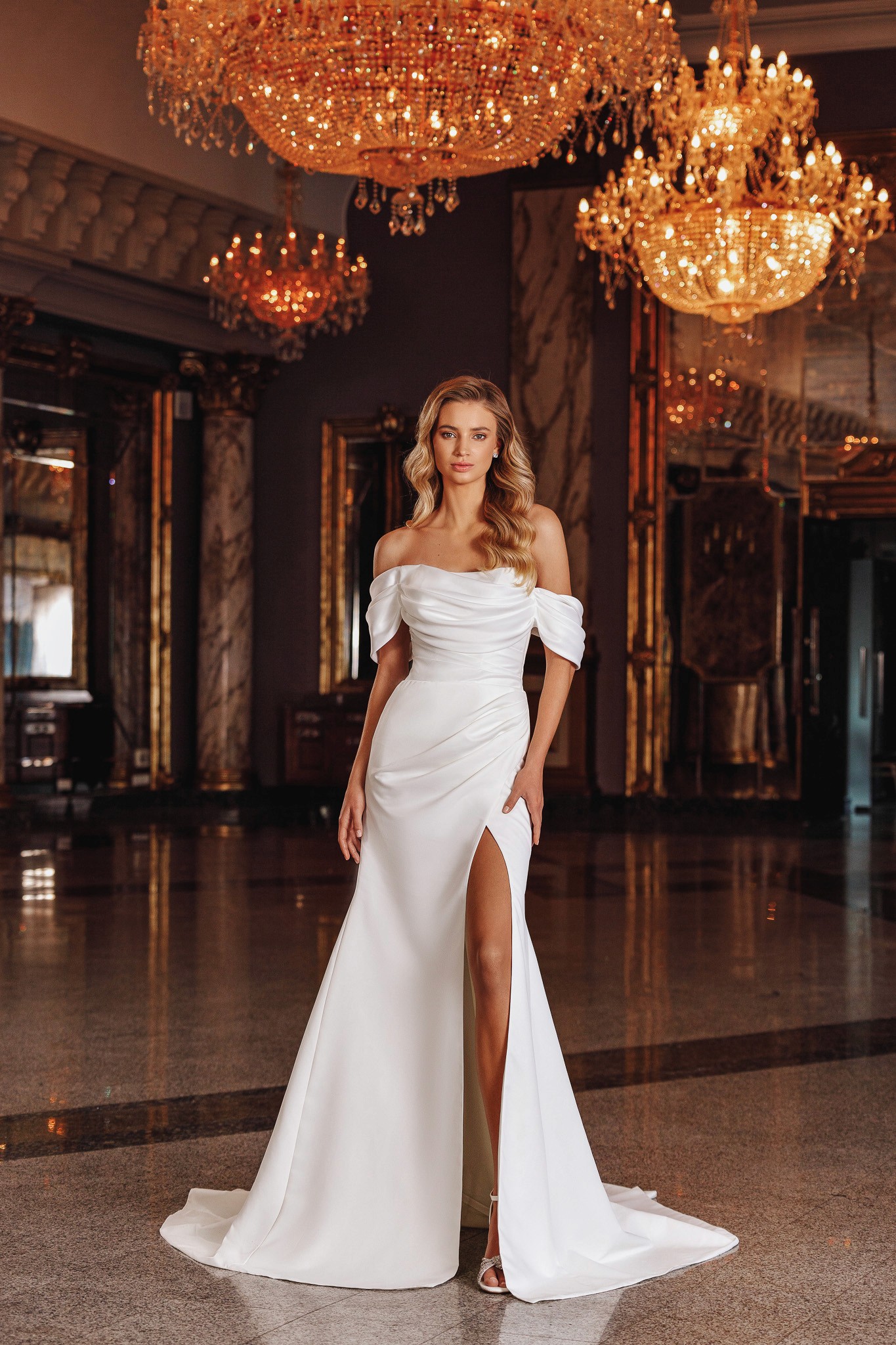 Figurbetontes Brautkleid Meerjungfrau mit Off-Shouldern