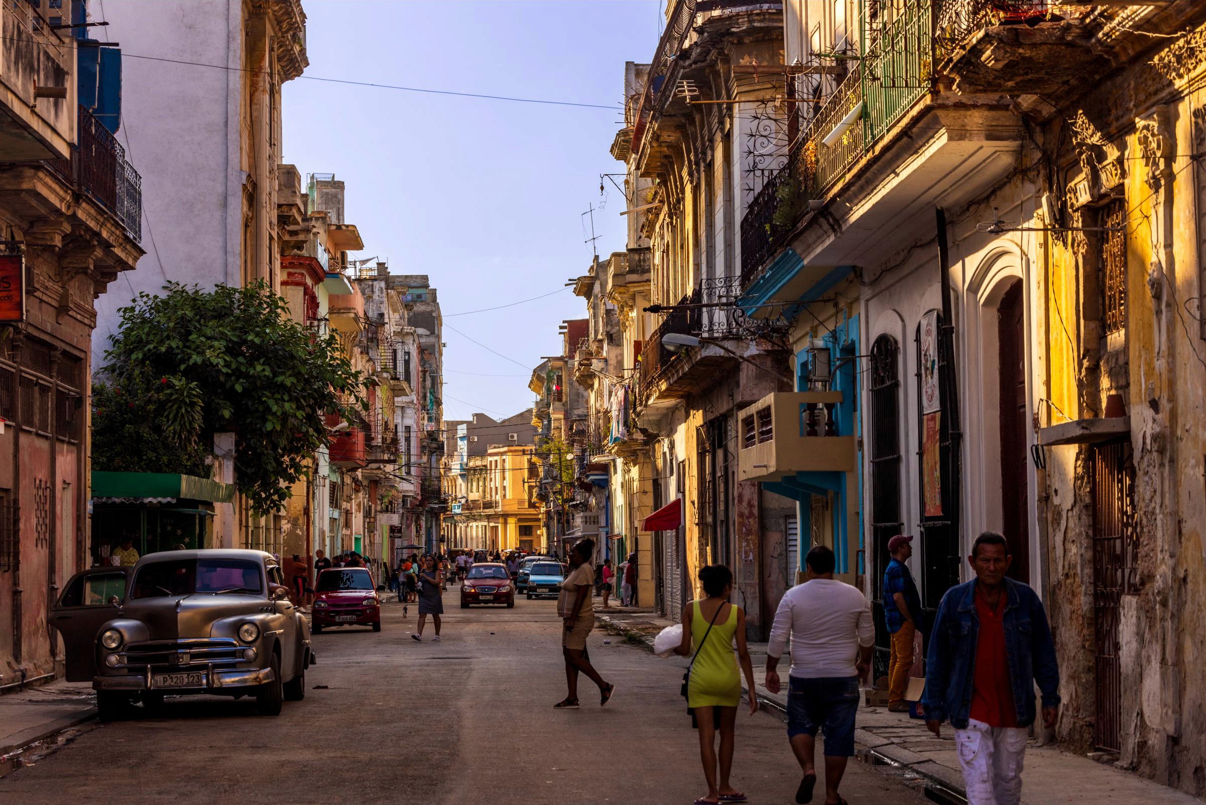 Late afternoon on the streets of Havana