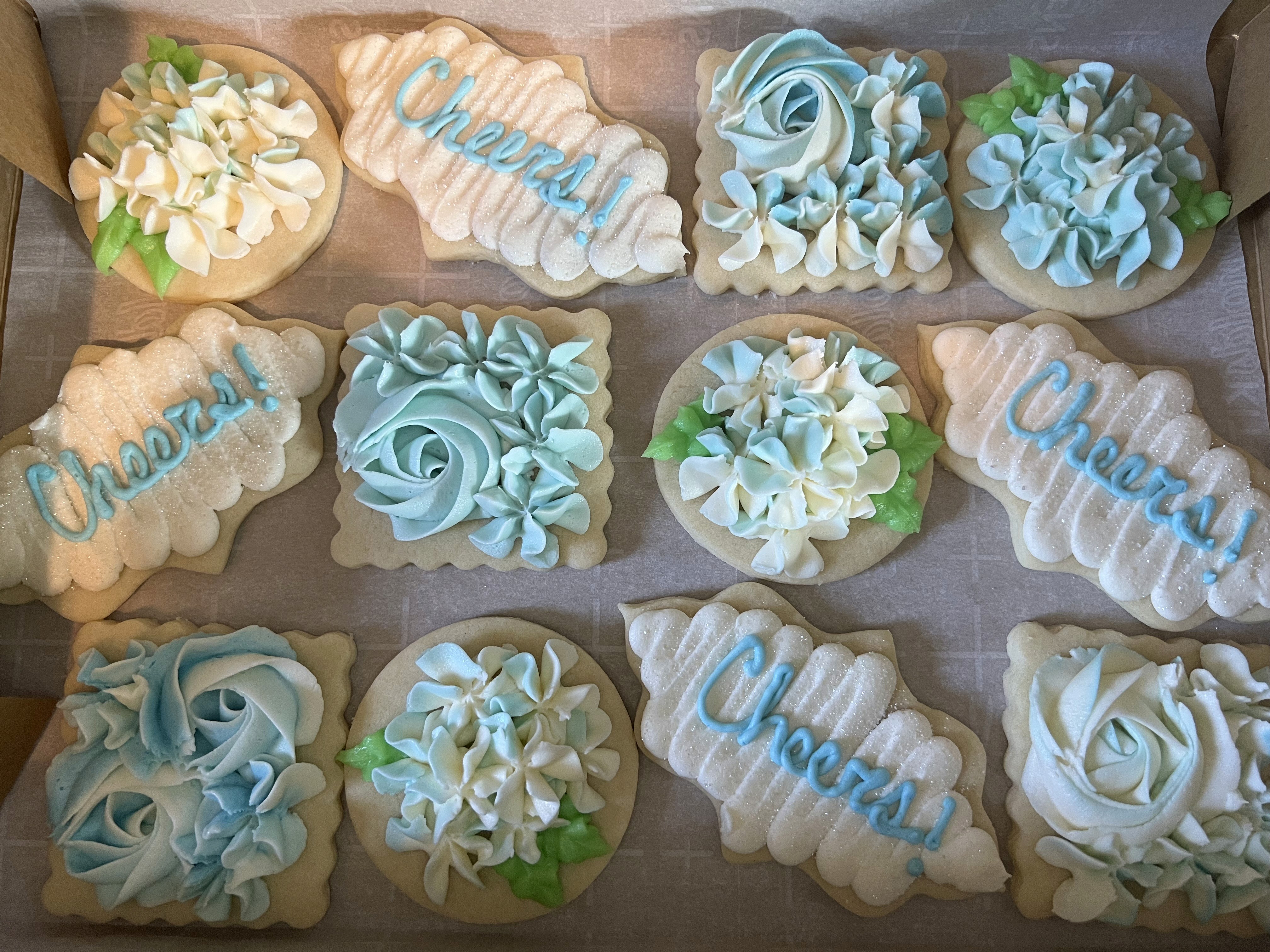 Decorated cake display