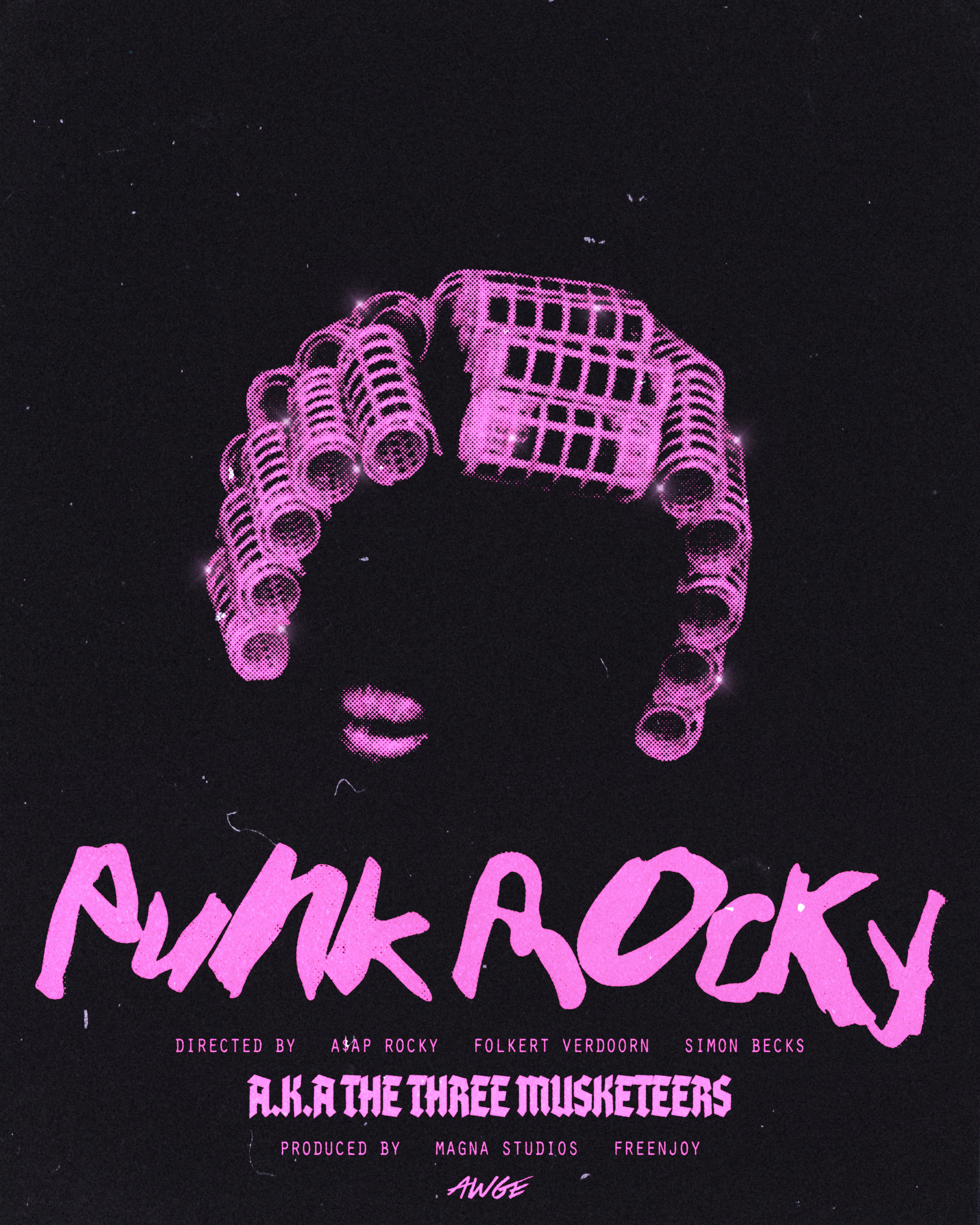 Streetlights arranged in a circular pattern against sky