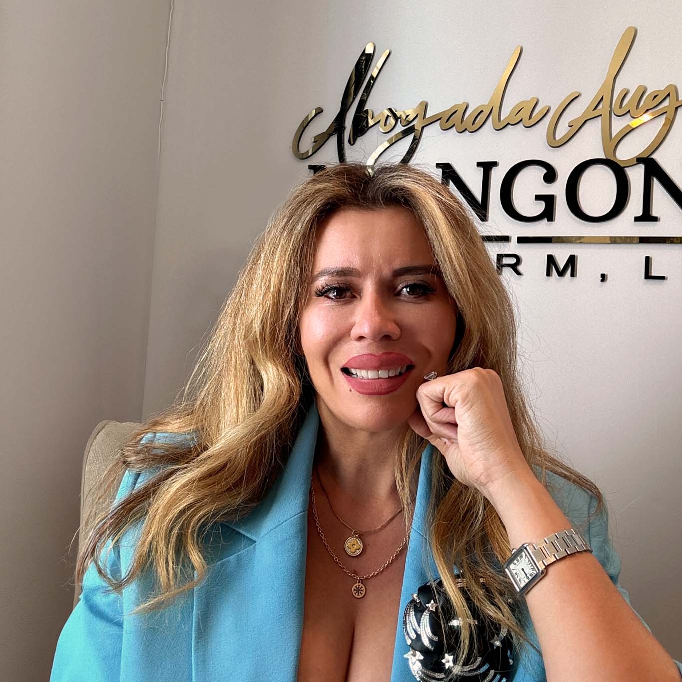 Auguy Mangone, fundadora de Mangone Law Firm, bufete de inmigración en Nueva Jersey