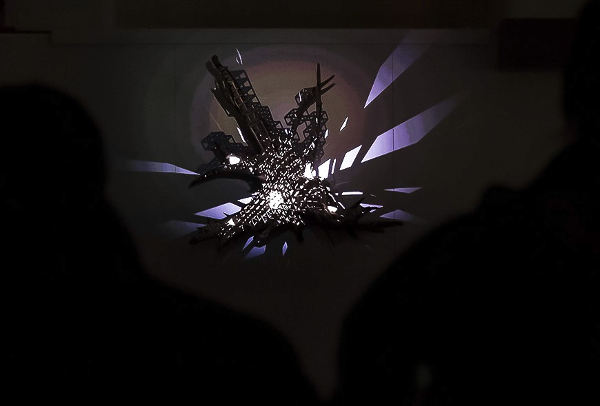 Radix - Sculpture Projection Mapping