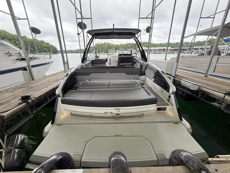 Boat thumbnail 3