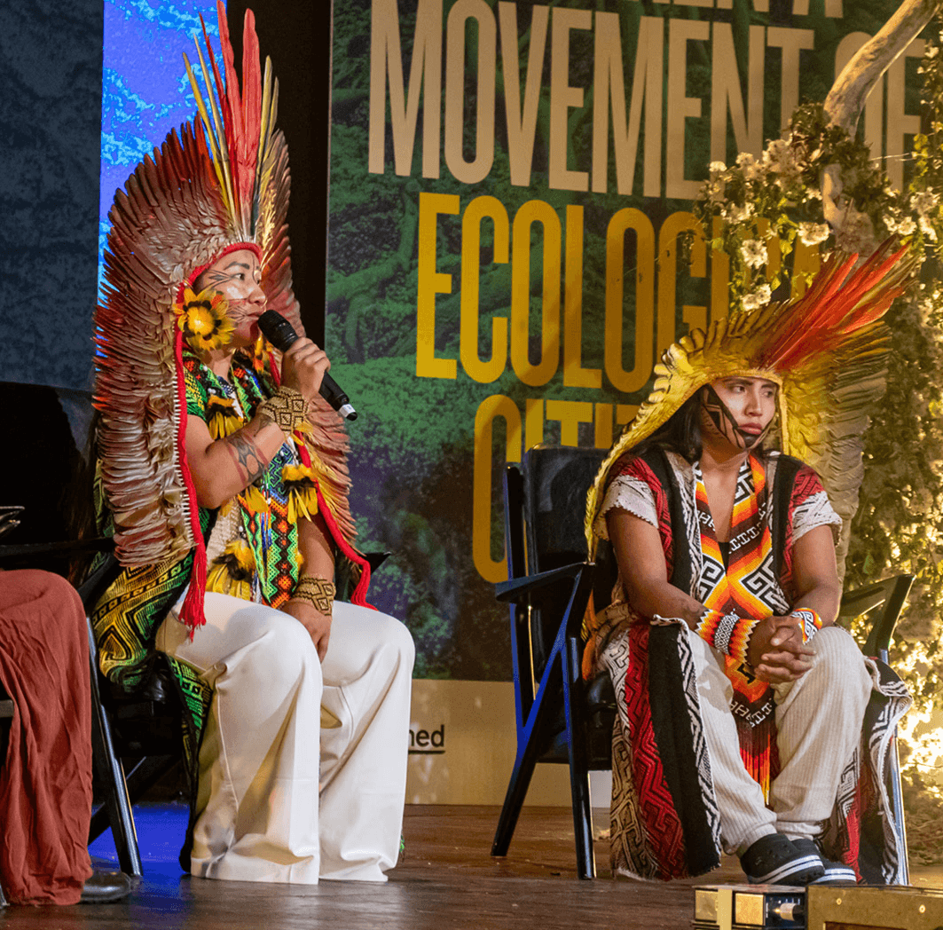 Here comes the alt text