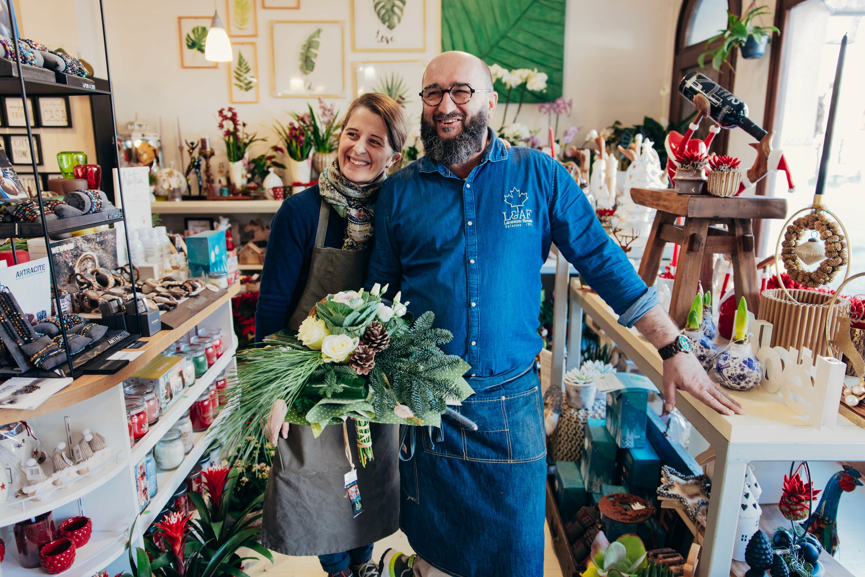 Pictures of the two owners