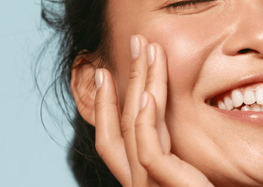 Coach explaining stuff to an athlete