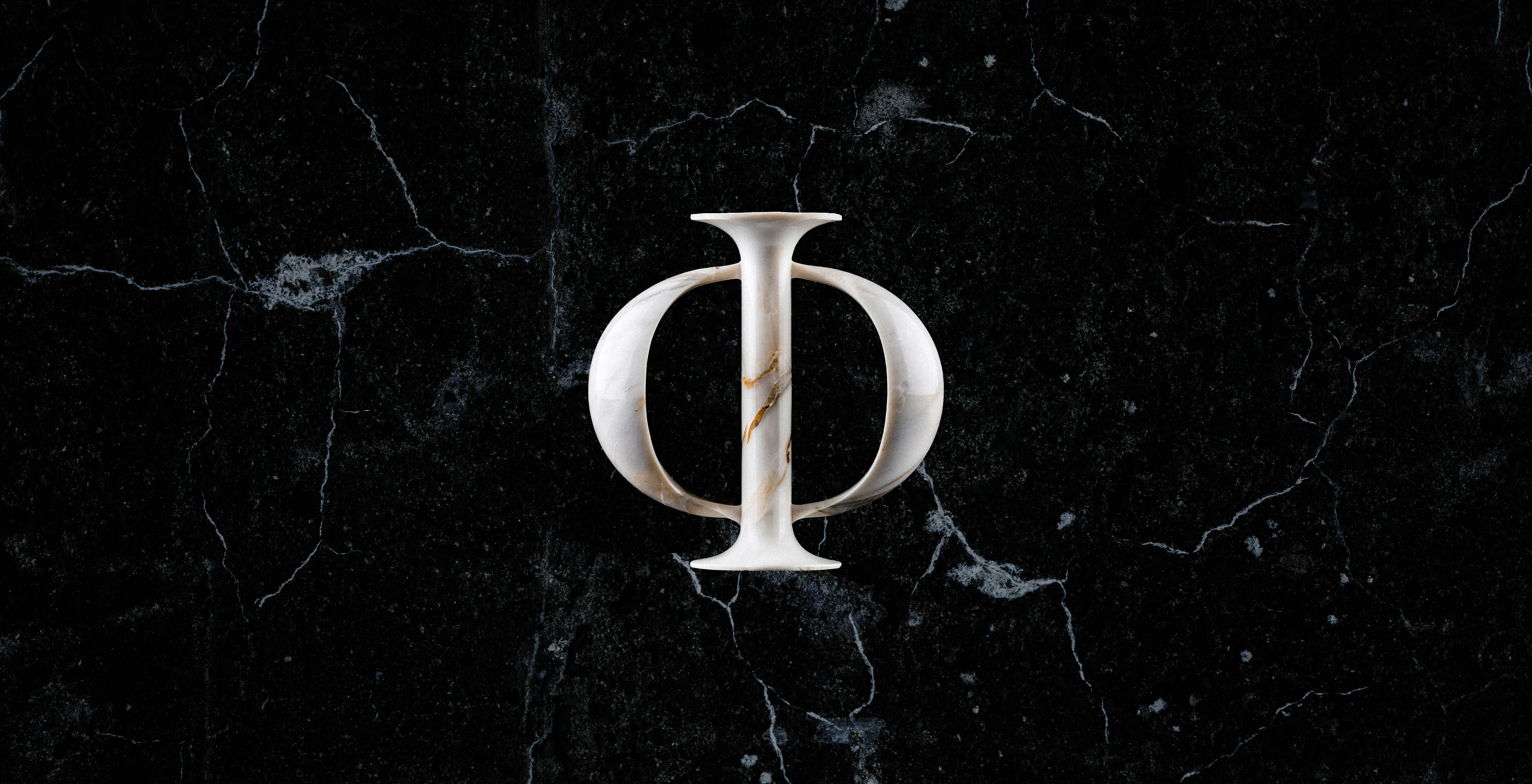 Man wearing VR glasses