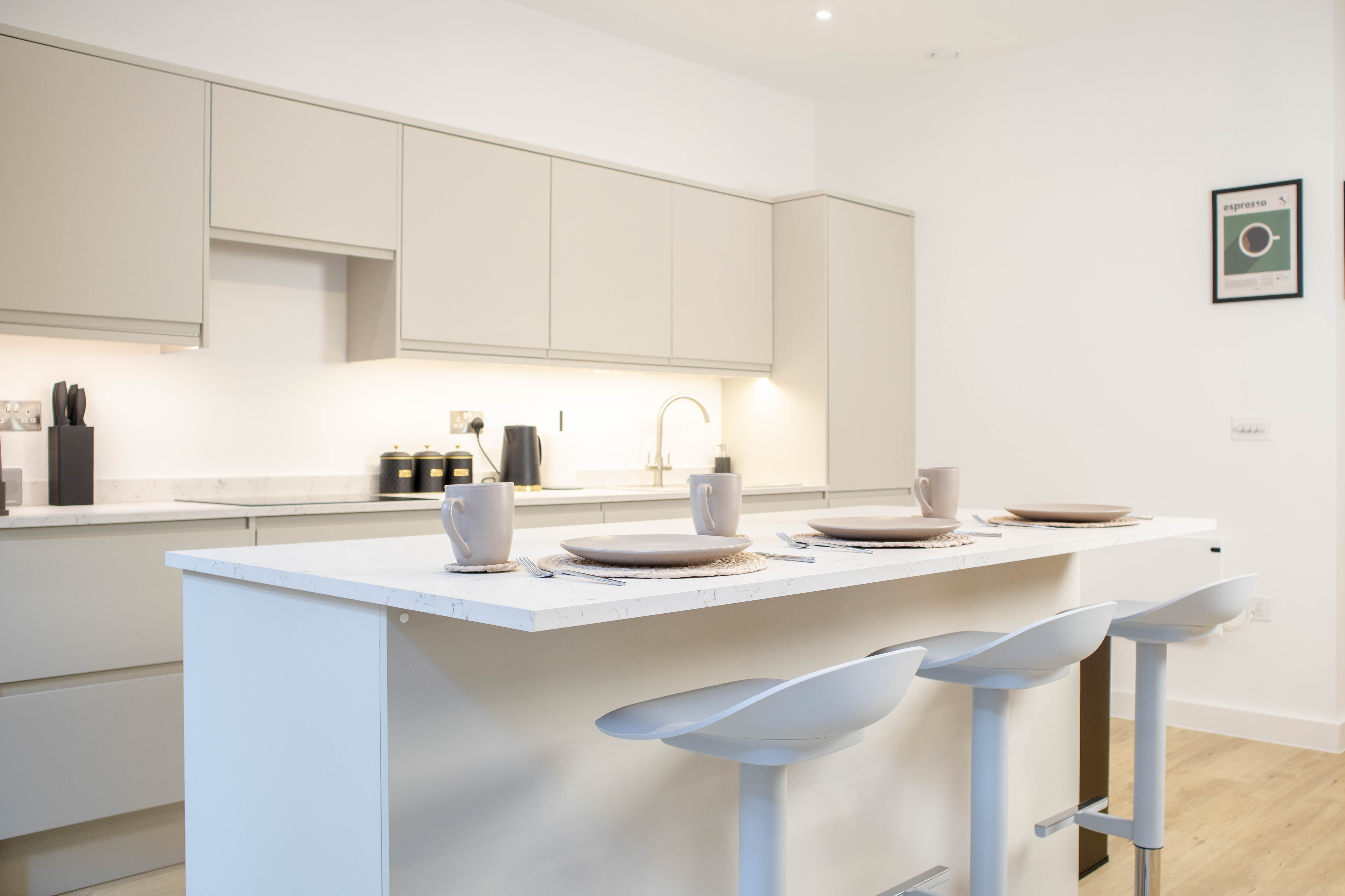 Bright modern kitchen with island and breakfast bar