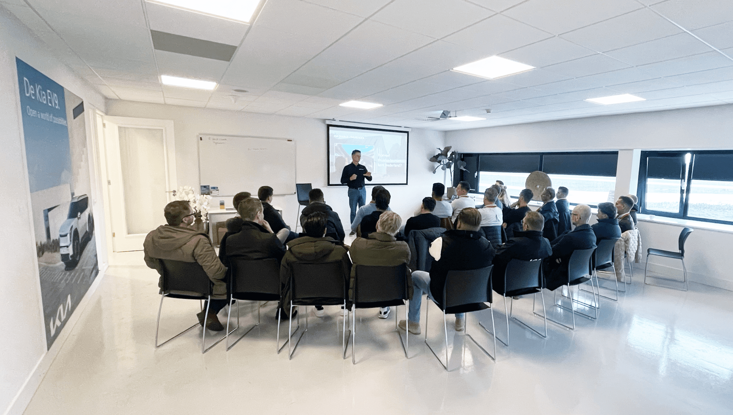 meeting-in-flight-deck-rectangle