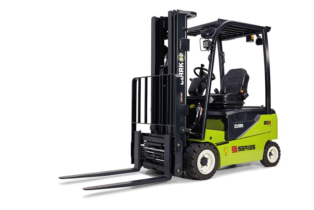 forklift truck lifting boxes in a warehouse