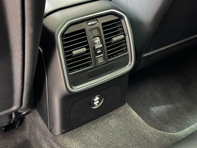 PORSCHE Macan 2021 WHITE Gebrauchtwagen - Galeriebild 23