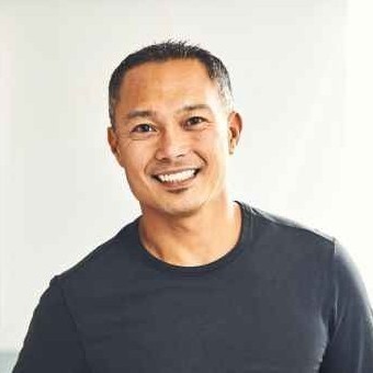 Jeff Batuhan, headshot