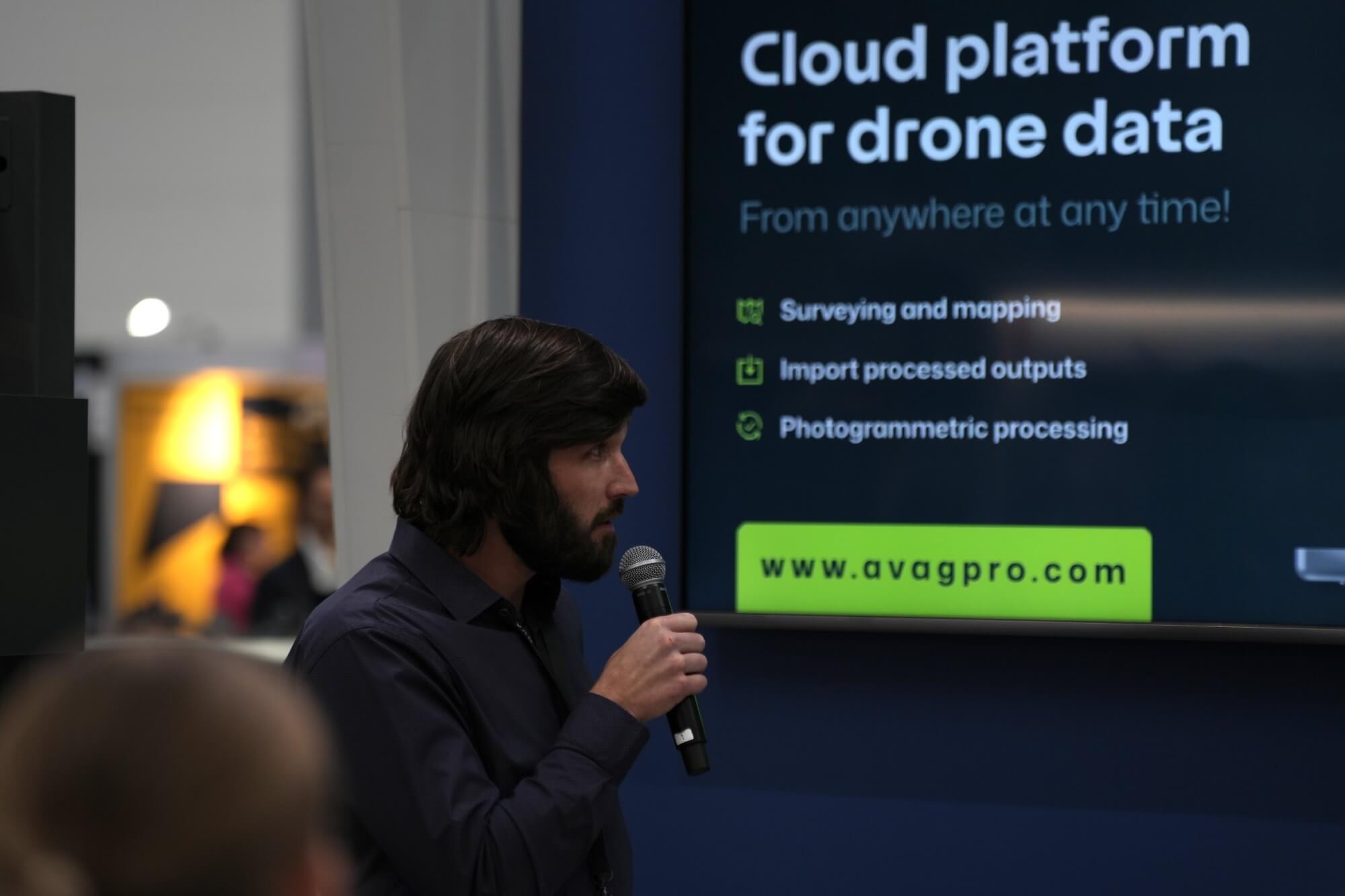 Miroslav Staubr presenting at XPONENTIAL Europe