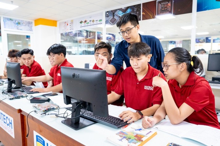 HUTECH công bố chính sách học bổng tuyển sinh khóa 2026 1350